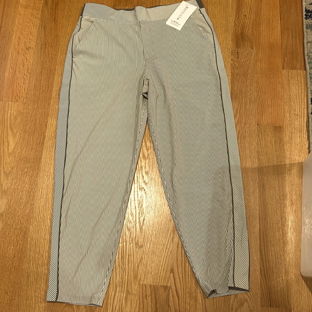 Athleta textured ankle pant